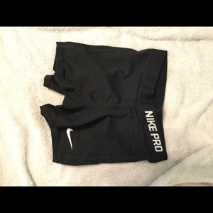 NIKE black athletic spandex shorts
